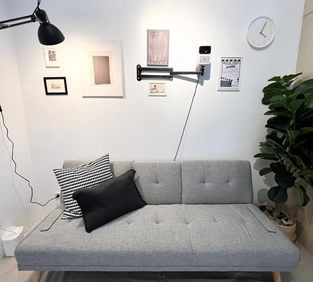 Jazz Residence T2 Rm 405 Homey Muji Inspired Staycation Big Screen Cinema Manilla 0*,  Filippijnen